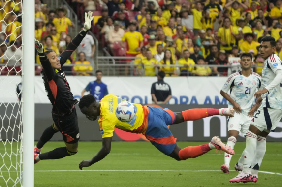 Kolumbia dominoi Costa Ricaa 3-0 päästäkseen Copa American puolivälieriin